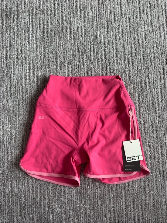 SET Active Pants - NWT Set Active Sportbody® Sporty Stripe Shorts